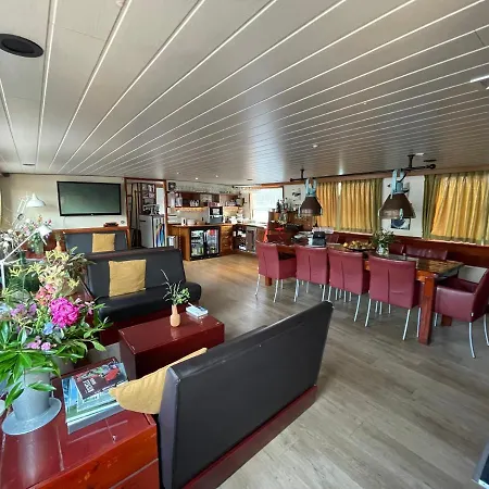 Alojamento de Acomodação e Pequeno-almoço La Mar