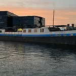 Отель типа 